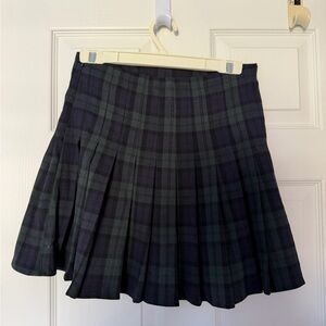 Brandy Melville Tartan Skater Skirt - Navy and Green